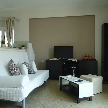 Apartment Plakes
