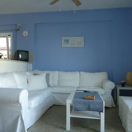 Plakes Apartment *
