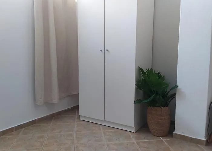 Plakes Apartament Skiathos